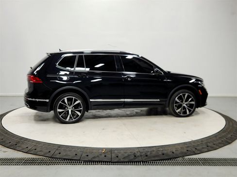 Used 2024 Volkswagen Tiguan SEL R-Line image 8
