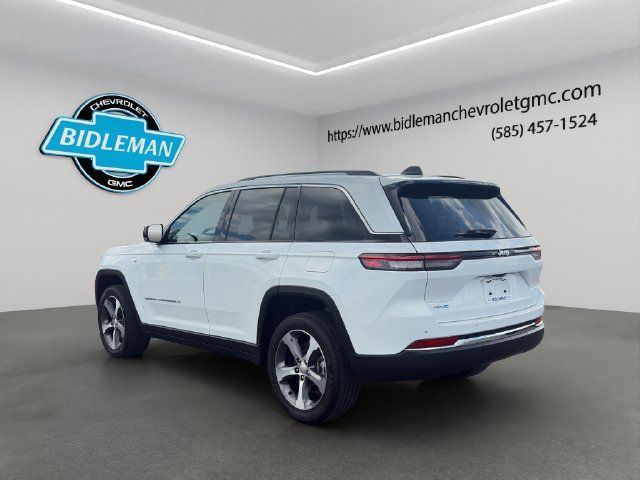 Used 2023 Jeep Grand Cherokee 4WD 4xe image 5