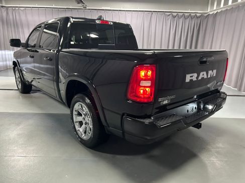 Used 2025 RAM 1500 Big Horn AWD/4WD image 5