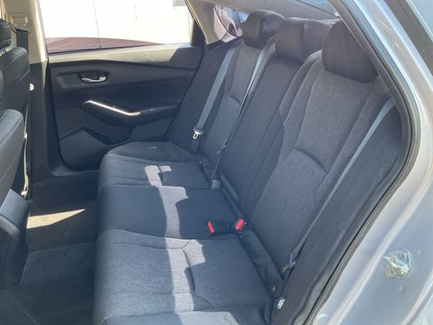 Used 2023 Honda Accord EX image 19