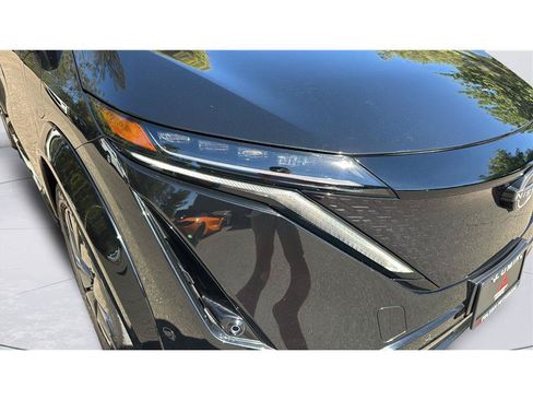 Used 2024 Nissan Ariya FWD image 38