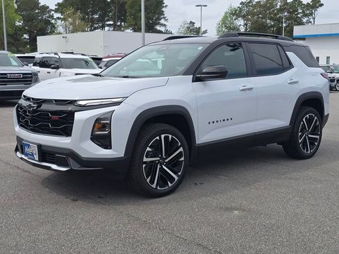 New 2026 Chevrolet Equinox RS FWD image 1