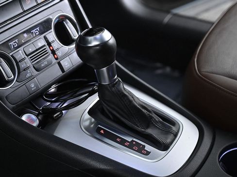 Used 2017 Audi Q3 2.0T Premium w/ Convenience Package image 19