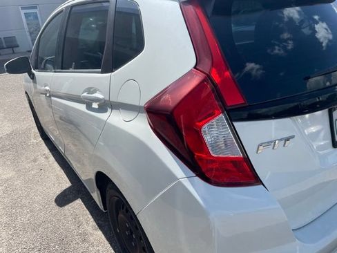 Used 2015 Honda Fit LX image 3