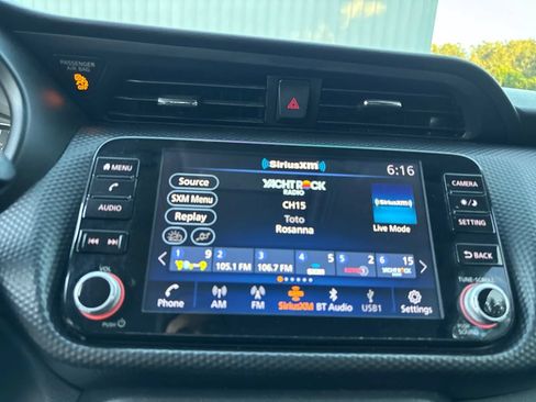 Used 2021 Nissan Kicks SV FWD image 19