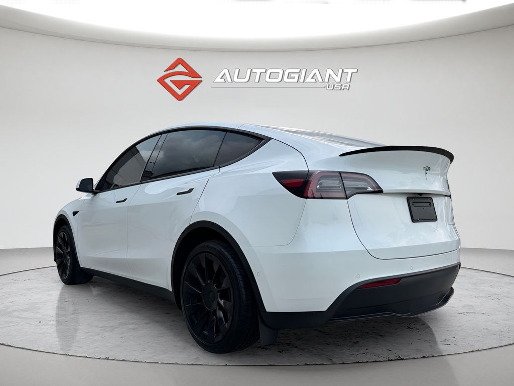 Used 2021 Tesla Model Y Long Range AWD/4WD image 5