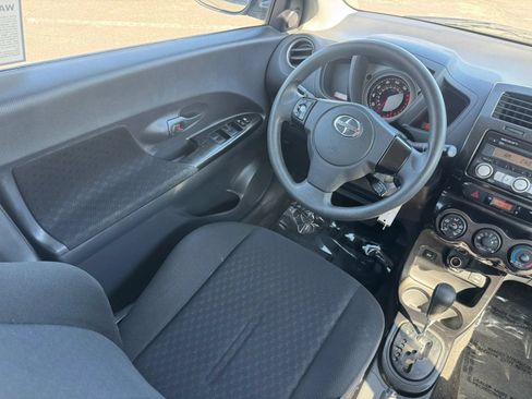 Used 2009 Scion xD FWD image 21