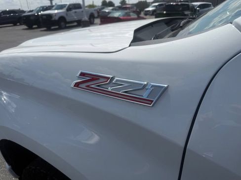 Used 2020 Chevrolet Silverado 1500 RST AWD/4WD image 15