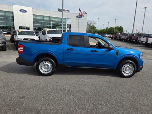 Used 2022 Ford Maverick XL w/ Equipment Group 100A Standard AWD/4WD image 11