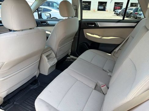 Used 2019 Subaru Outback 2.5i Premium AWD/4WD image 22