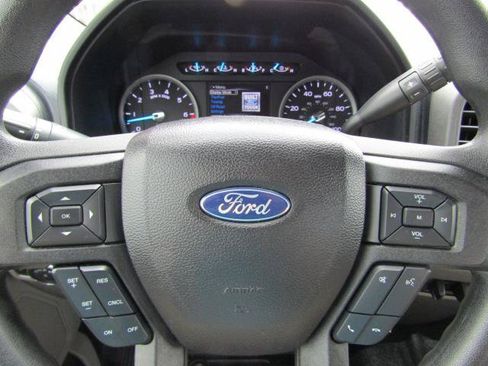 Used 2017 Ford F250 XL w/ Power Equipment Group AWD/4WD image 20