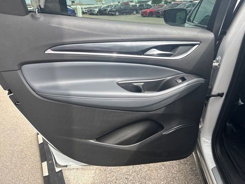 Used 2023 Buick Enclave Essence w/ Experience Buick Package FWD image 14
