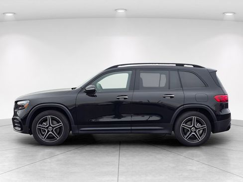 New 2024 Mercedes-Benz GLB 250 image 3