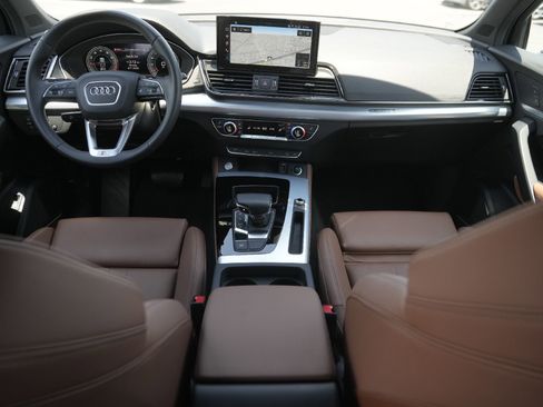 Certified 2025 Audi Q5 2.0T Premium Plus w/ Premium Plus Package image 24