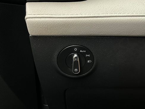 Used 2025 Volkswagen Taos S image 20