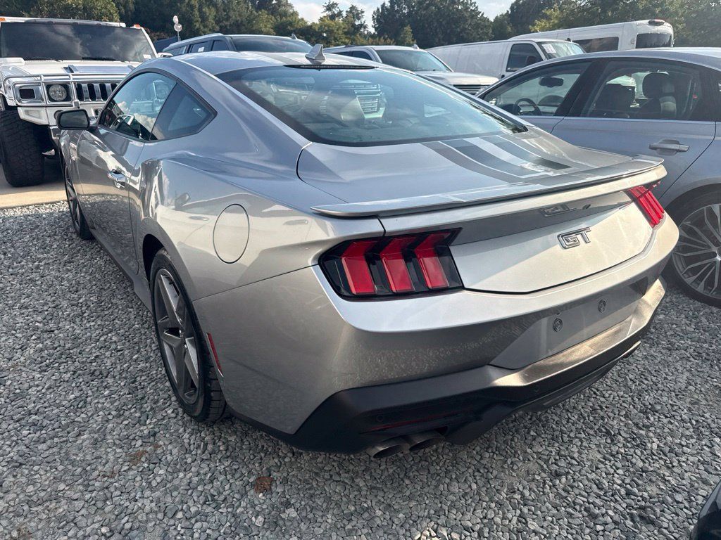 Used 2024 Ford Mustang GT Premium RWD image 4