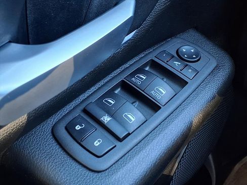 Used 2024 RAM 1500 Lone Star image 21