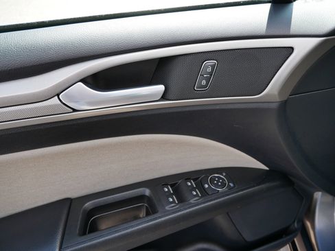 Used 2019 Ford Fusion S FWD image 20