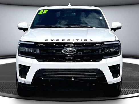 Used 2023 Ford Expedition Max Limited AWD/4WD image 2