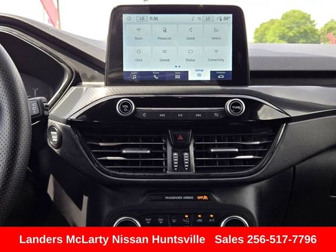 Used 2025 Ford Escape ST-Line FWD image 18