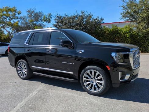Used 2023 GMC Yukon Denali image 2