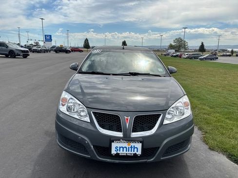 Used 2009 Pontiac G6 Sedan w/ Preferred Package FWD image 8