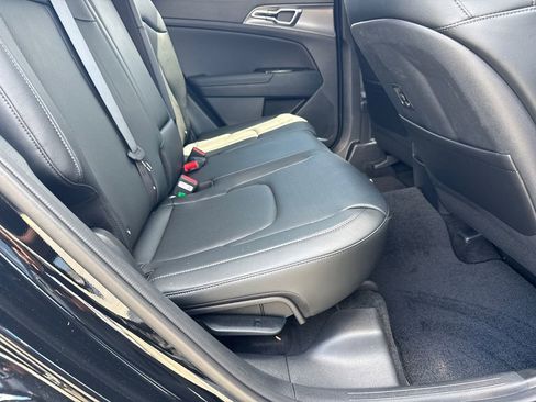 New 2025 Kia Sportage SX image 15