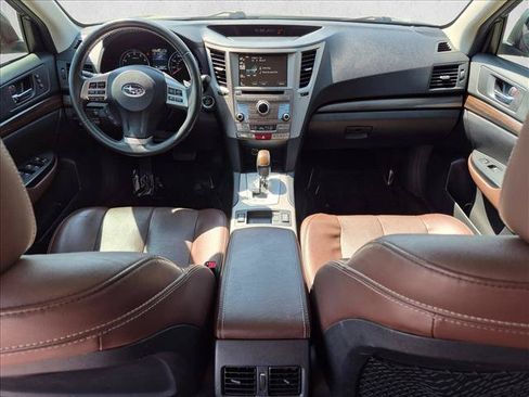 Used 2014 Subaru Outback 2.5i Limited AWD/4WD image 18