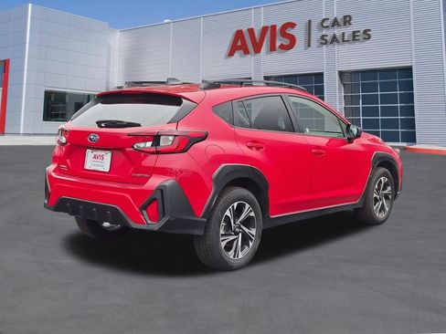 Used 2025 Subaru Crosstrek 2.5i Premium AWD/4WD image 6