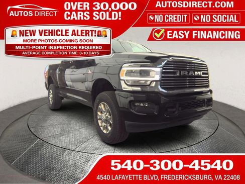Used 2024 RAM 2500 Laramie w/ Safety Group AWD/4WD image 1
