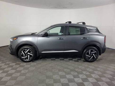 New 2026 Nissan Kicks SV w/ Cold Weather Package FWD image 5