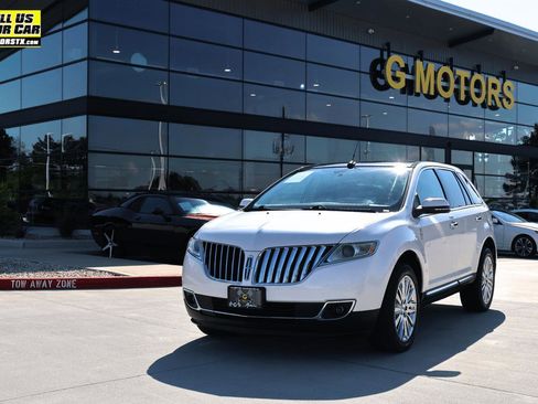 Used 2015 Lincoln MKX FWD w/ Equipment Group 102A image 1
