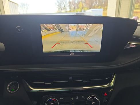 Certified 2024 Buick Envista Sport Touring w/ Convenience I Package FWD image 16