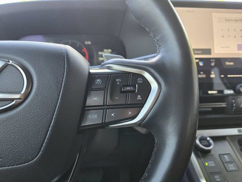 Used 2024 Lexus GX 550 w/ Cold Area Package AWD/4WD image 20
