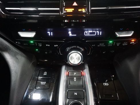 Used 2023 Acura MDX SH-AWD w/ Technology Package image 12
