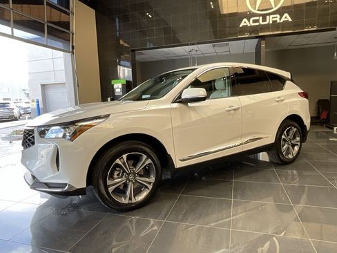Certified 2025 Acura RDX w/ Technology Package image 4