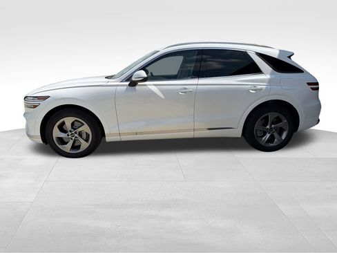 Certified 2026 Genesis GV70 2.5T AWD/4WD image 2