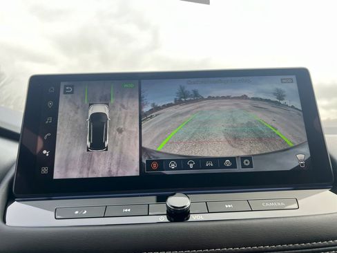 New 2026 Nissan Rogue Platinum w/ Tech Package image 9