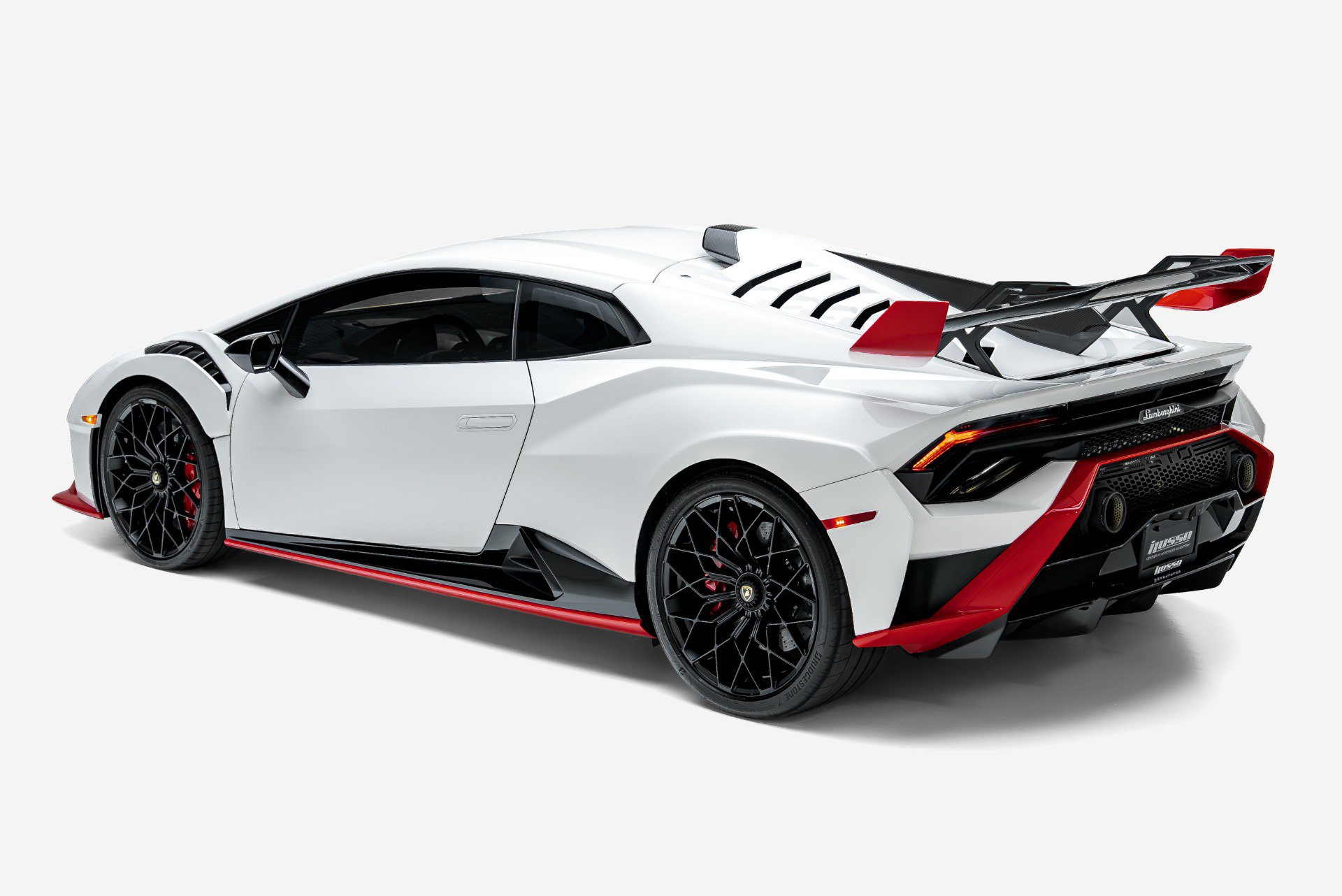 Used 2022 Lamborghini Huracan STO RWD image 10