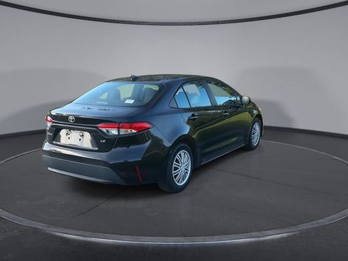 Used 2022 Toyota Corolla LE FWD image 8