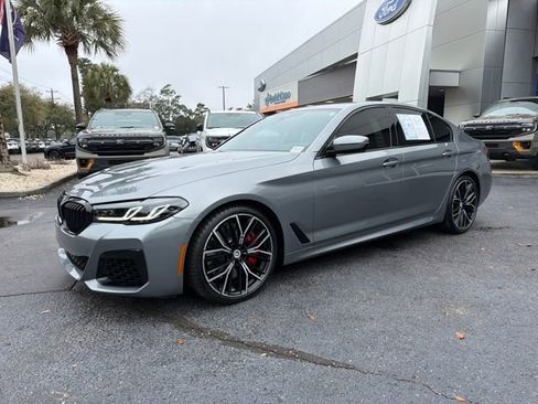 Used 2023 BMW M550i xDrive w/ Executive Package image 4