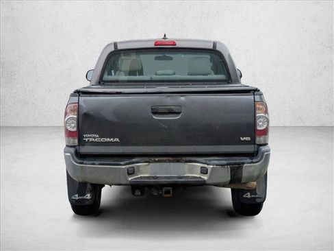 Used 2015 Toyota Tacoma 4x4 Double Cab image 6