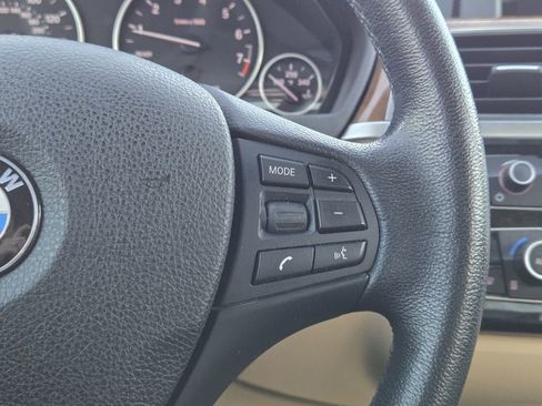 Used 2018 BMW 320i xDrive Sedan image 25