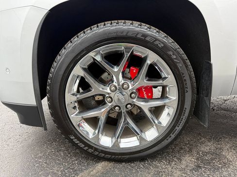 Used 2020 Cadillac Escalade ESV Luxury AWD/4WD image 9
