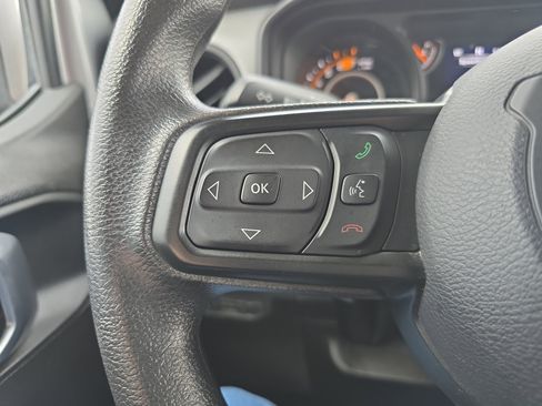 Used 2024 Jeep Wrangler Sport image 21