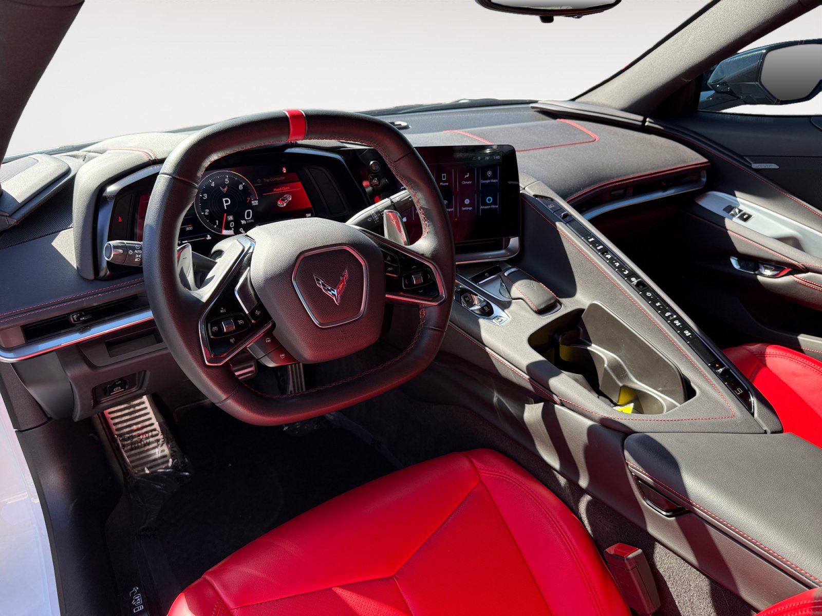 Used 2024 Chevrolet Corvette Stingray Coupe w/ Z51 Performance Package RWD image 15