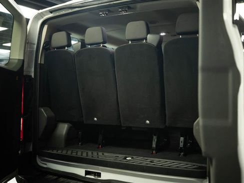 Used 2022 Ford Transit 350 XLT RWD image 7