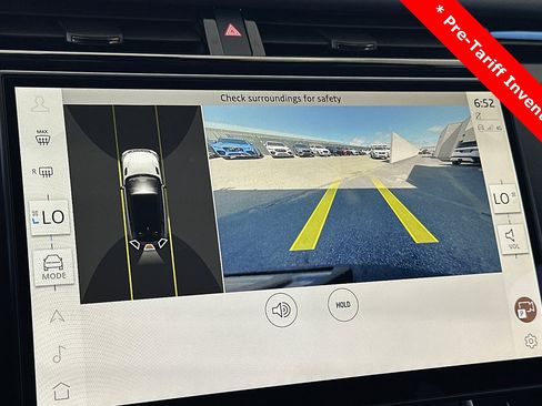 New 2024 Land Rover Range Rover Velar Dynamic SE image 19