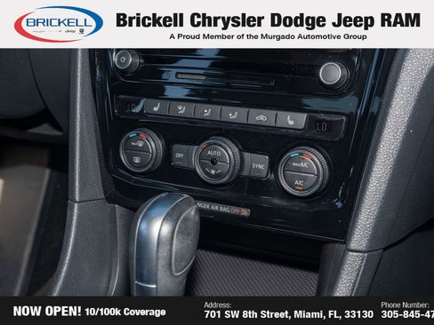 Used 2020 Volkswagen Passat 2.0T R-Line image 23