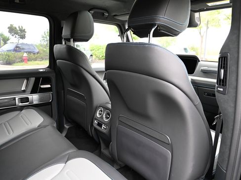 Used 2025 Mercedes-Benz G 580 w/ EQ Technology image 48